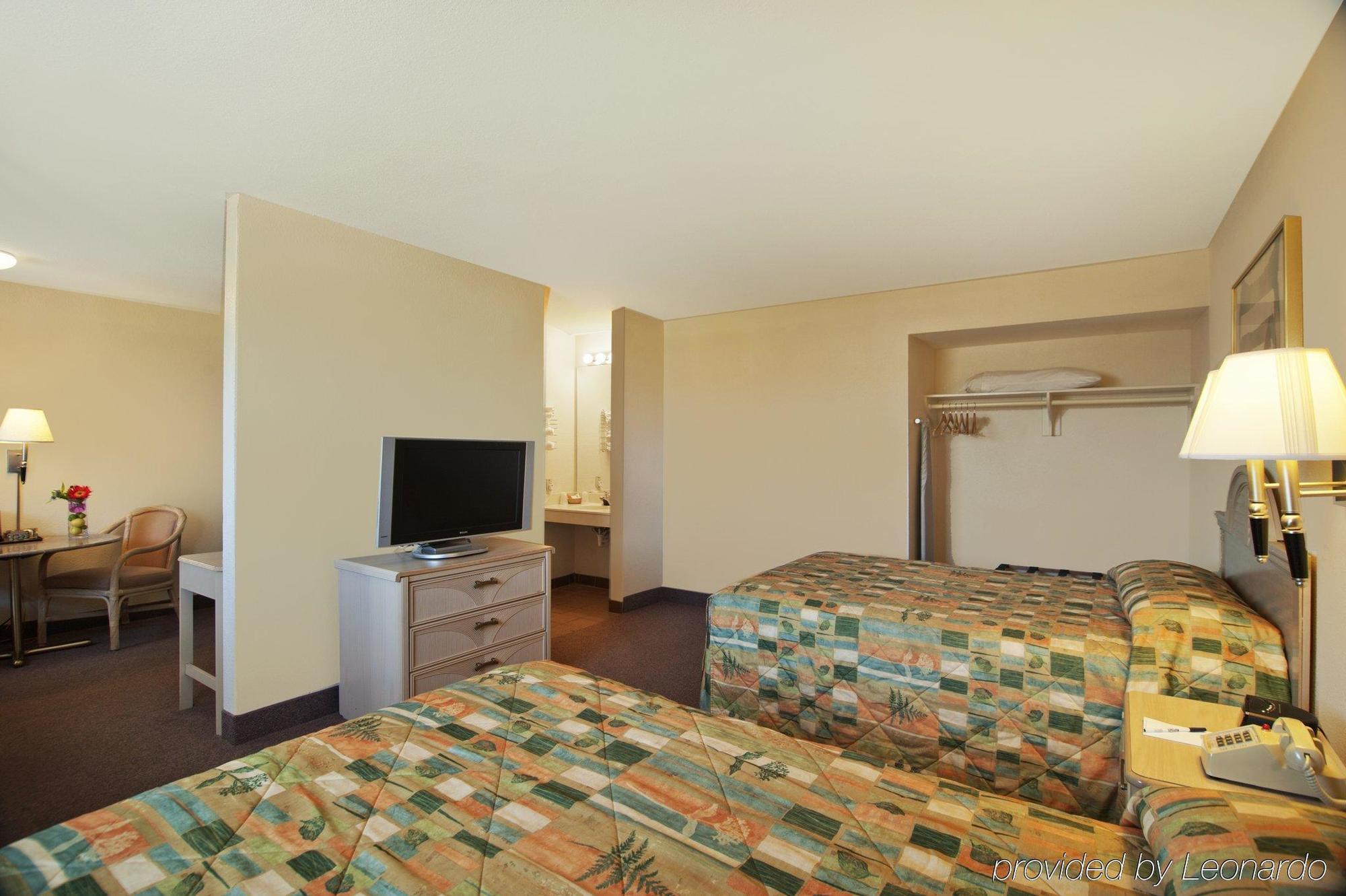 Inn At The Waterpark Galveston Room photo